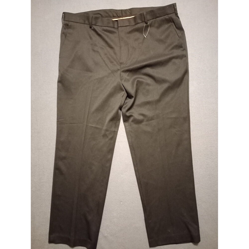 Van Heusen Traveler Dress Pants Mens 42x32 Straight Fit Premium Non Iron New
